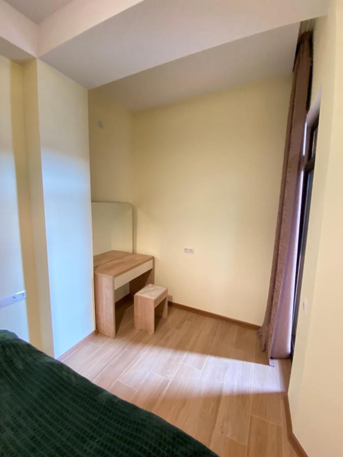 Lovely And Cozy Apartment! คูทายสิ ภายนอก รูปภาพ