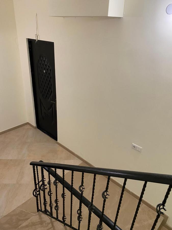 Lovely And Cozy Apartment! คูทายสิ ภายนอก รูปภาพ